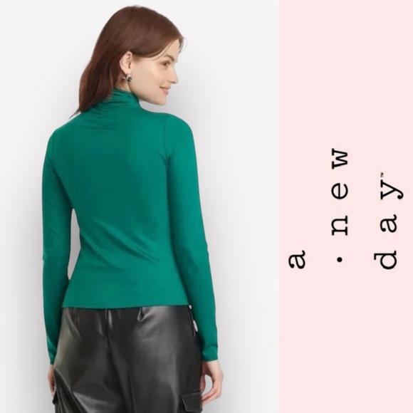 NWT A New Day Emerald Long Sleeve Turtleneck, Size S, MSRP $25 - Picture 2 of 6